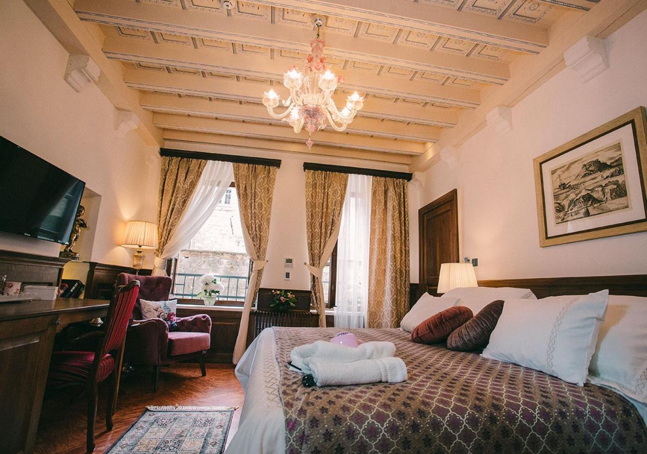 Heritage Hotel Cardo สปลิท ภายนอก รูปภาพ